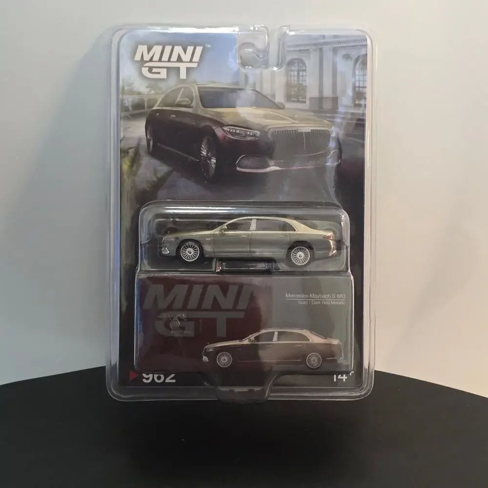 CHASE Mercedes-Maybach S 680 Gold Dark Red Metallic Mini GT #962 1:64